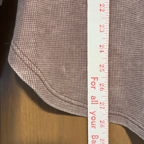 Jane + Delancey distressed waffle knit v neck shirt Top Womens XL Oversized - Picture 10 of 11